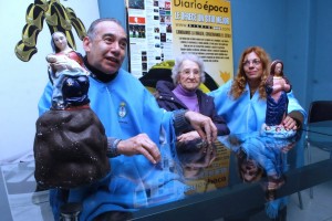 CARLOS, MARCELA Y LUISA INVITAN A LA COMUNIDAD A PARTICIPAR DE LOS ACTOS DE HOY.