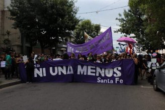 Las mujeres de Santa Fe alzaron su voz contra los femicidios